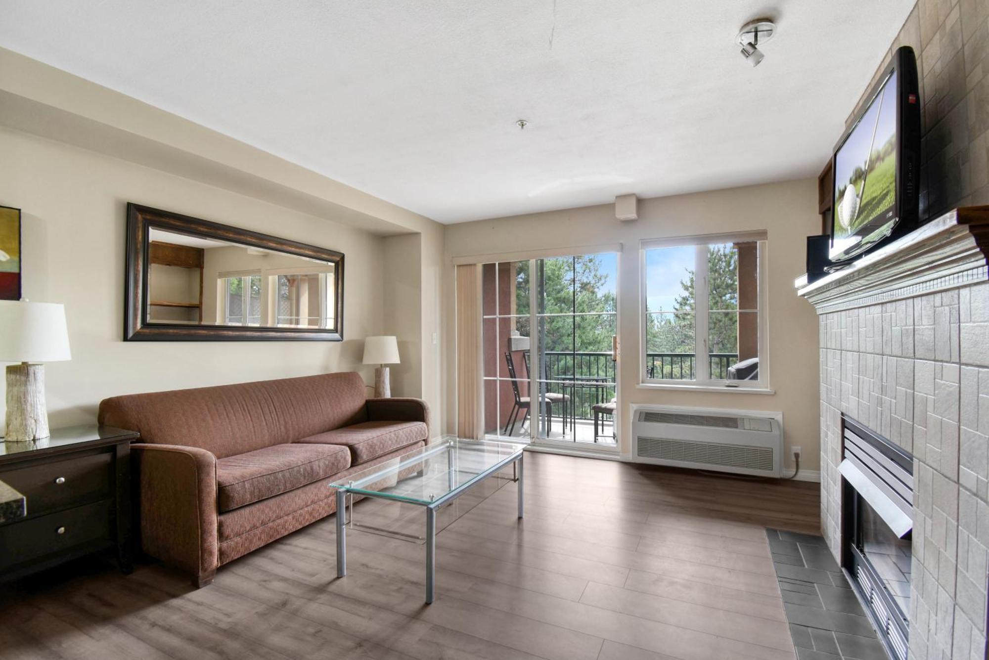Borgata Lodge Kelowna Esterno foto